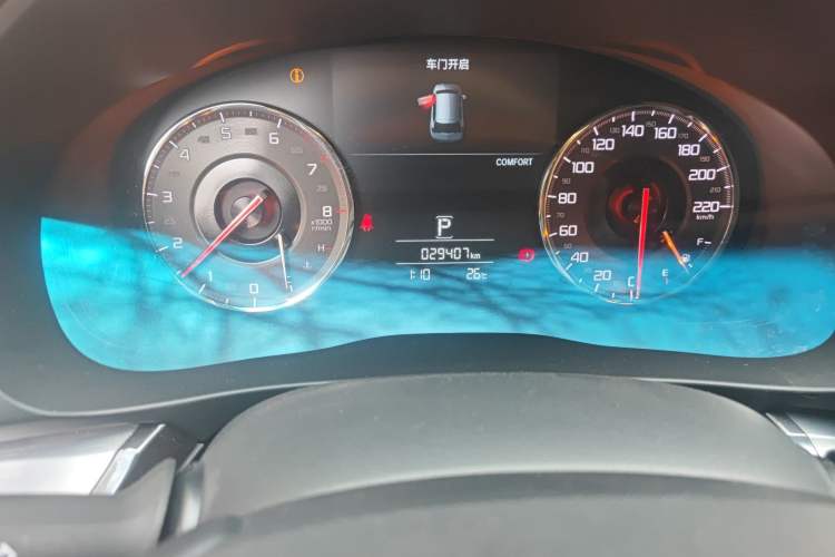 Used Acura CDX 2016 1.5T Two-Wheel Drive Deluxe Edition Odometer Close Up