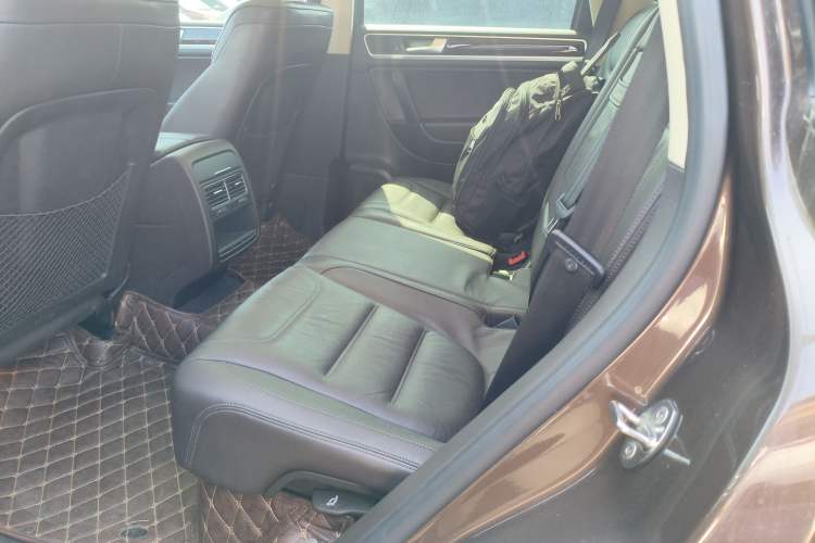 Used Volkswagen Touareg 2014 3.0 TSI New Edition
