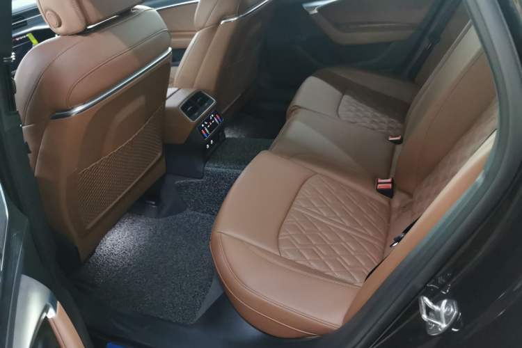 Used Audi A6L 2025 Restyled 45 TFSI quattro Prestige Dynamic Edition