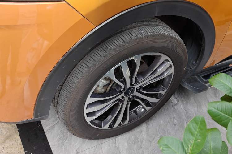 Used Haval F7 2019 2.0T Four-Wheel Drive 70th Anniversary Limited Edition
