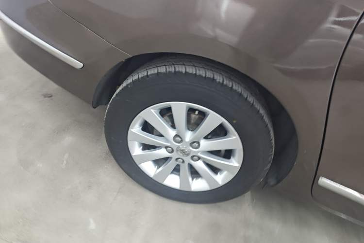 Used Buick GL8 2014 2.4L LT Luxury Business Executive Edition
