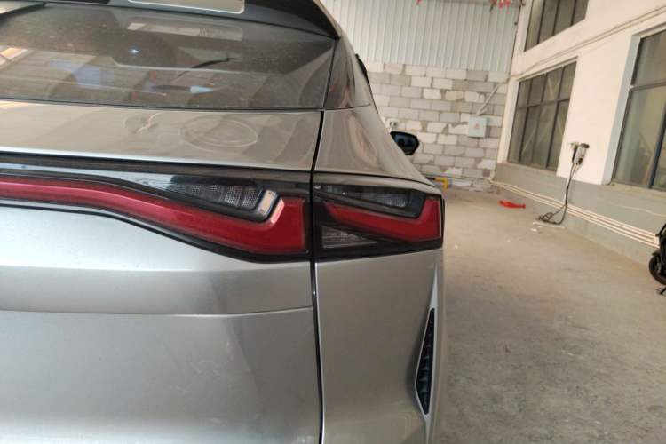 Used CHANGAN OSHAN Z6 New Energy 2023 ZhiDian iDD 150KM Flagship PLUS Smart Parking Edition