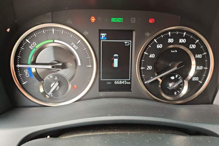 Used Lexus LM 2020 300h Seven-Seat Elegant Edition
