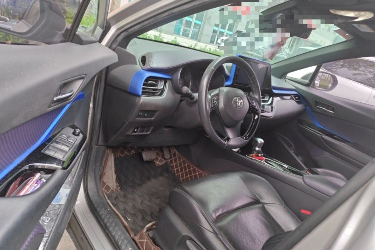 Used Toyota IZOA 2018 2.0L Yichi Version China VI Standard Driver Seat