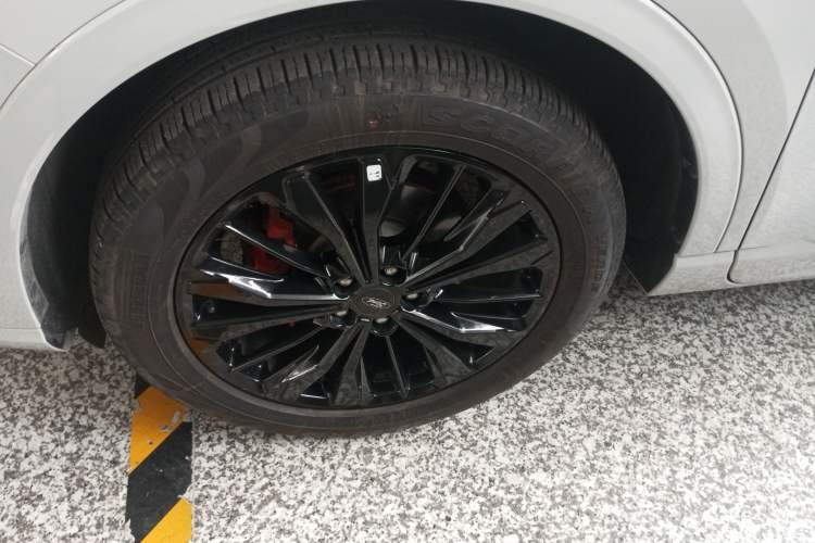 Used Ford Escape 2024 EcoBoost 245 Four-Wheel Drive ST-Line Pro Trim