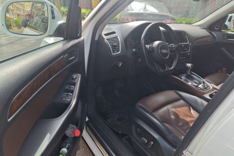 Used Audi Q5 2016 40 TFSI Comfort Model Driver Seat