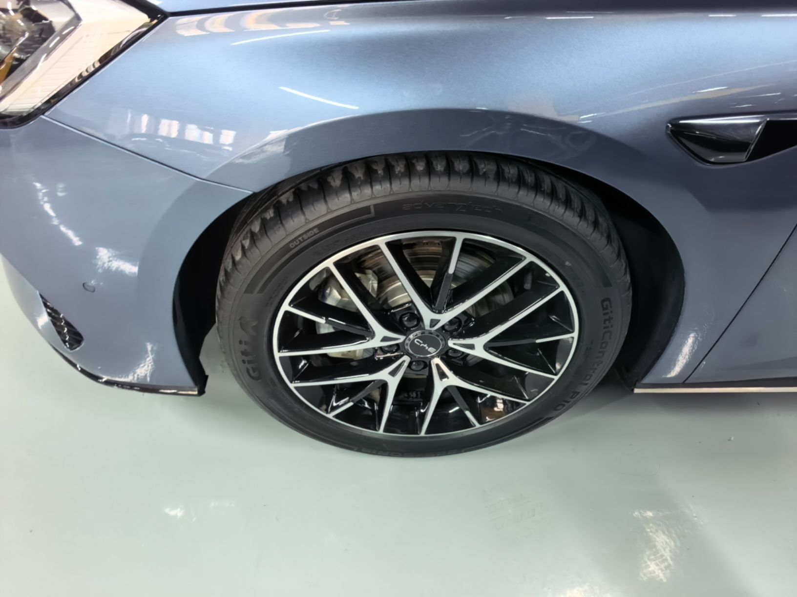 BYD Seal 07 DM-i 2025 Intelligent Driving Version DM-i 1.5L 125 km Luxury Edition — снимка 10