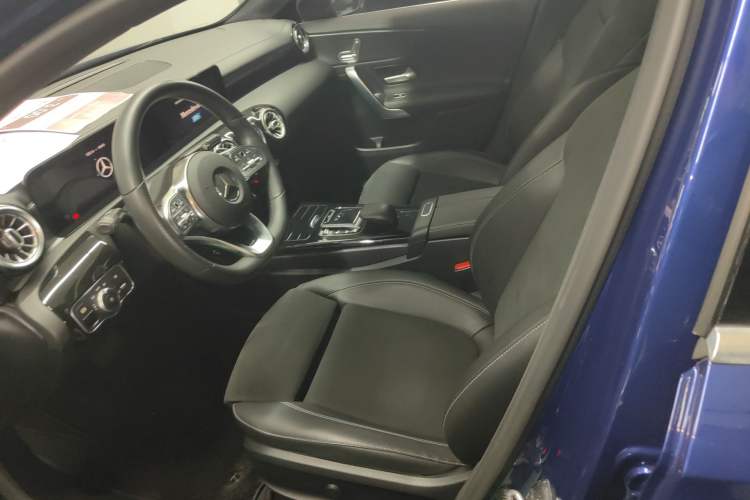 Used Mercedes-Benz A-Class 2020 Restyled A 200 L Sport Sedan Fashion Version Left Front Seat