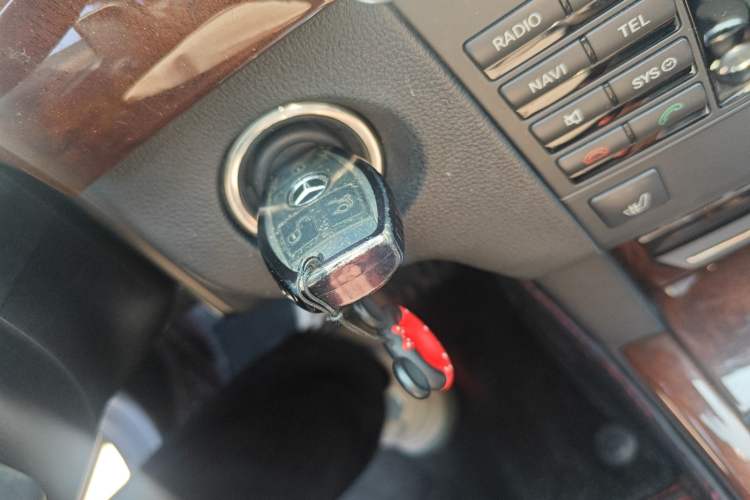 Used Mercedes-Benz E-Class 2013 E 300 L Elegant Model
