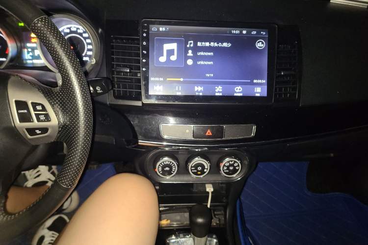 Used Mitsubishi Lancer EX 2013 Chasing Edition 1.8L CVT Luxury Model
