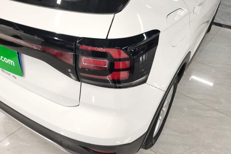 Used Volkswagen Tacqua 2020 1.5L Automatic Shang
