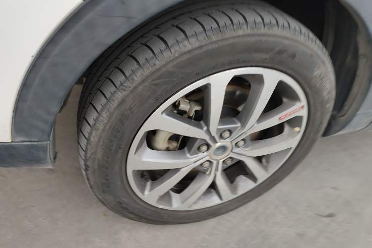 Used Haval H2s 2017 Red-Label 1.5T Dual-Clutch Luxury Model