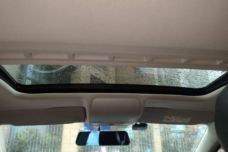 Used Volkswagen Polo 2018 1.5L Automatic Enjoyment Model Headliner