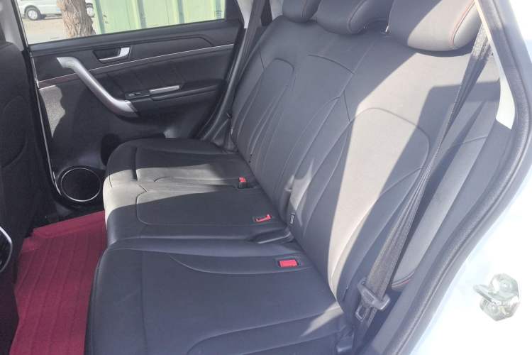 Used Haval M6 2019 1.5T DCT Two-Wheel Drive Value Edition China VI Standard