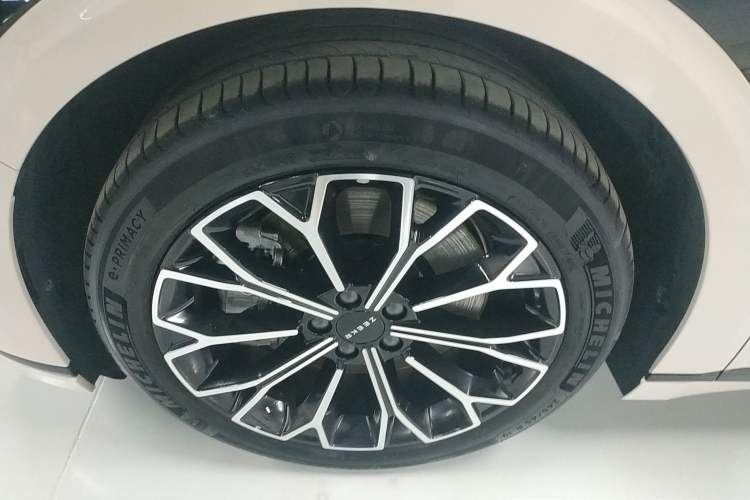 Used Zeekr 007GT 2025 Rear-Drive Intelligent Driving Version 75 kWh