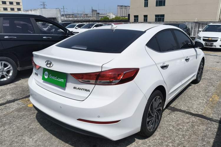 Used Hyundai Elantra (6th Generation / Lingdong) 2020 1.5L CVT Smart & Stylish – Elite Version Rear Right 45 Deg
