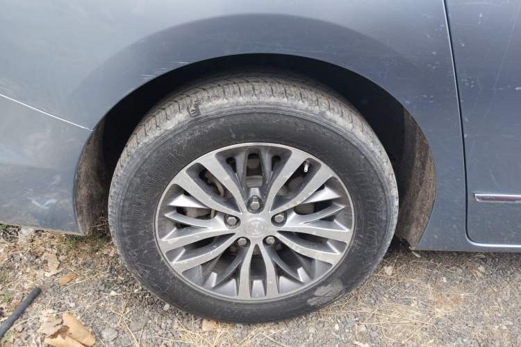 Used Buick GL8 2021 ES Landtrek 653T Comfort Edition