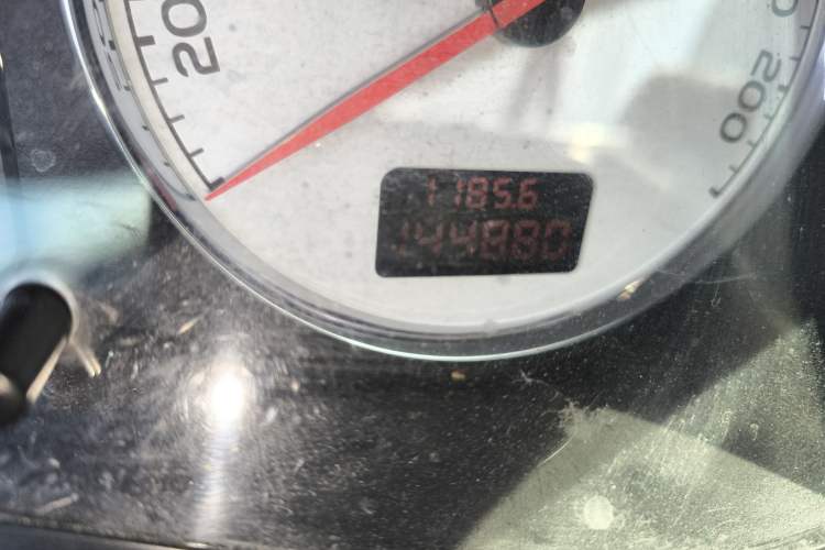 Used Peugeot 307 2010 Hatchback 1.6L Manual Comfort Edition Odometer Close Up