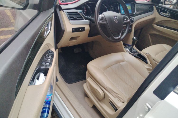 Used Baojun 730 2016 1.8L iAMT Luxury Model 7 Seats Driver Seat