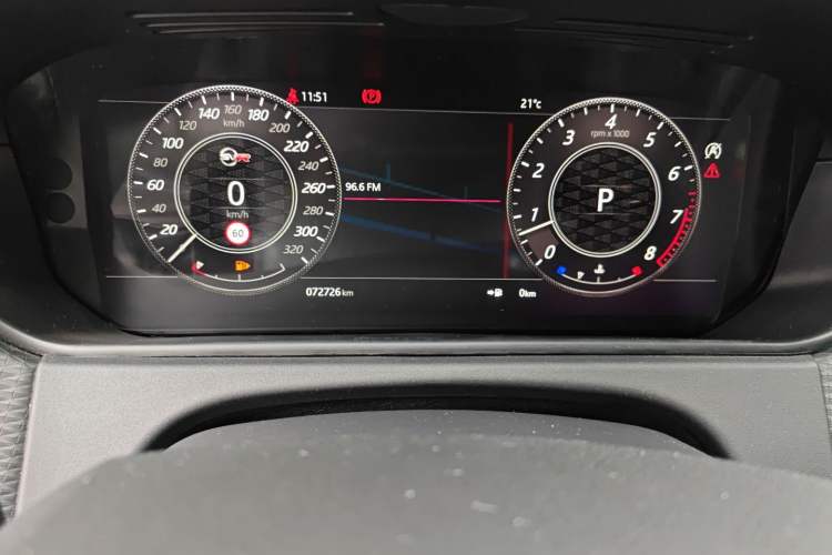 Used Land Rover Range Velar 2019 250 PS Instrument Cluster