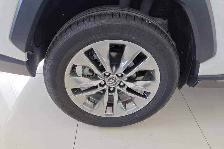 Used Toyota Wildlander 2024 2.0L CVT Two-Wheel Drive Leading Edition
