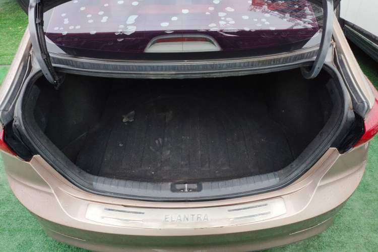 Used Hyundai Elantra (6th Generation / Lingdong) 2016 1.6L Automatic ZhiXuan – Elite Version