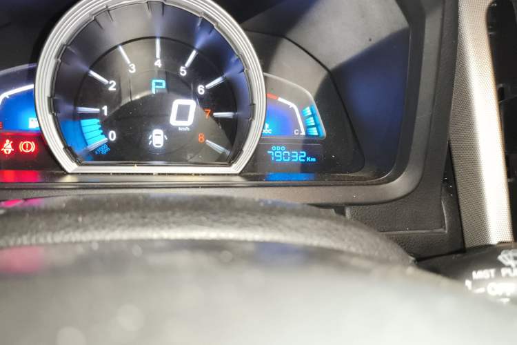 Used Luxgen U6 SUV 2014 2.0T ZhiZun Model