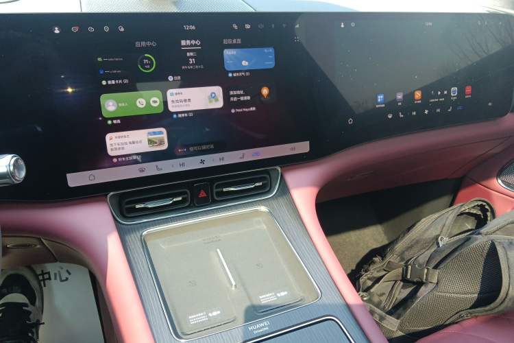 Used Hima AITO M8 2025 Extended-Range Ultra Version 53.4 kWh 5-Seater Edition Audio And AC Panel