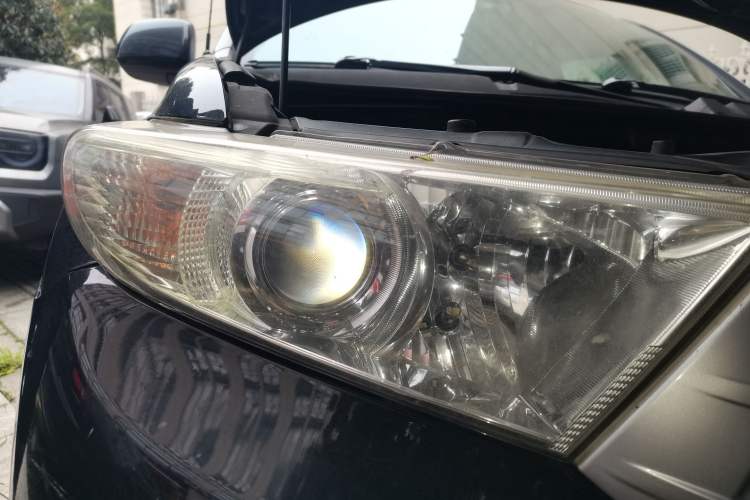 Used Toyota Highlander 2012 2.7L Two-Wheel Drive 7-Seater Elite Edition