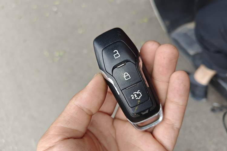 Used Ford Mondeo 2013 2.0L GTDi 200 Fashion Edition Vehicle Key