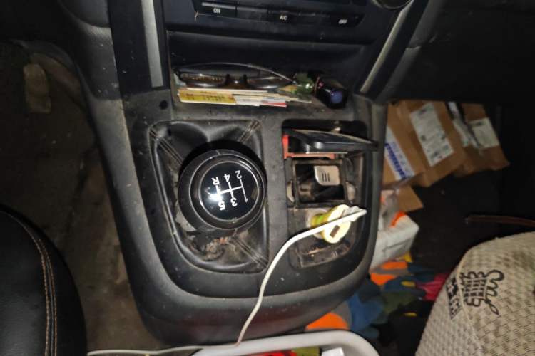 Used Jinbei Express 2017 2.0L Standard Version V19
