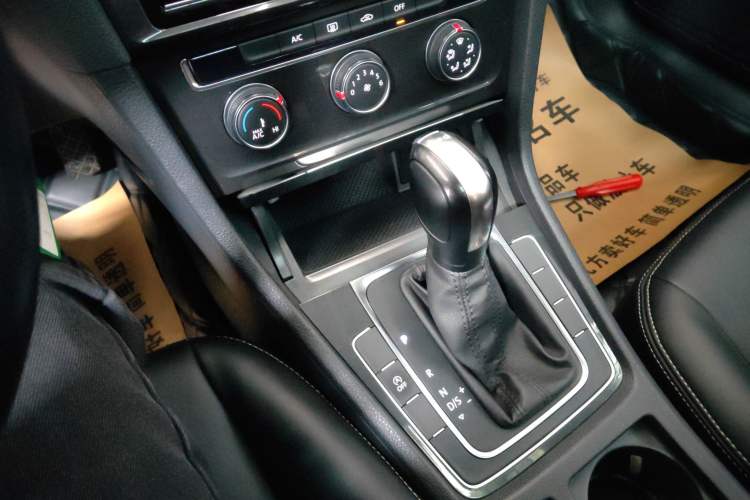 Used Volkswagen Golf 2019 200TSI DSG Comfort & Ambition Edition China VI Standard