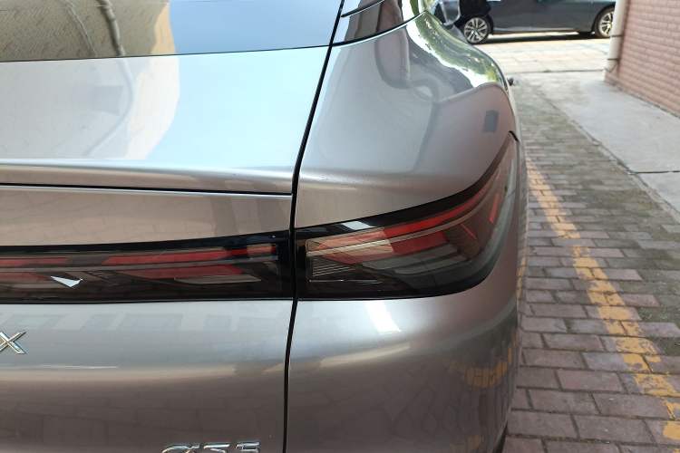 Used ARCFOX Alpha S5 2024 708MAX 200kW Right Rear Taillight