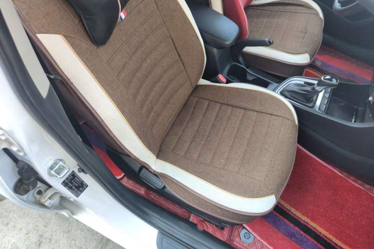 Used Hyundai Celesta 2018 1.6L Automatic GL Enjoyment Version China V Standard