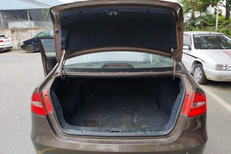 Used JAC Heyue 2012 1.5L Manual Luxury Sport Edition
