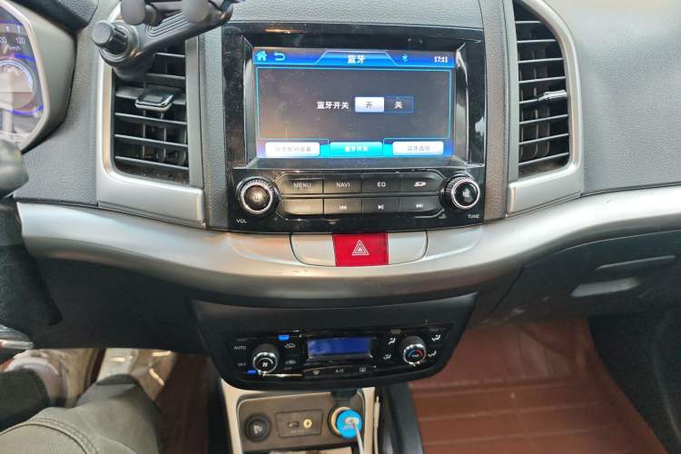 Used JAC Group Refine S3 2014 1.5L Manual Luxury Smart Model Audio And AC Panel