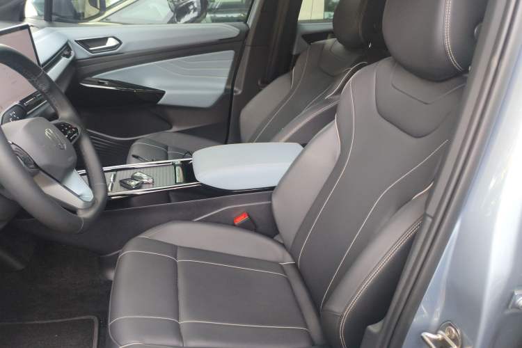 Used Volkswagen ID.4 X 2025 Smart Version Pure & Intelligent Enjoyment Edition Left Front Seat