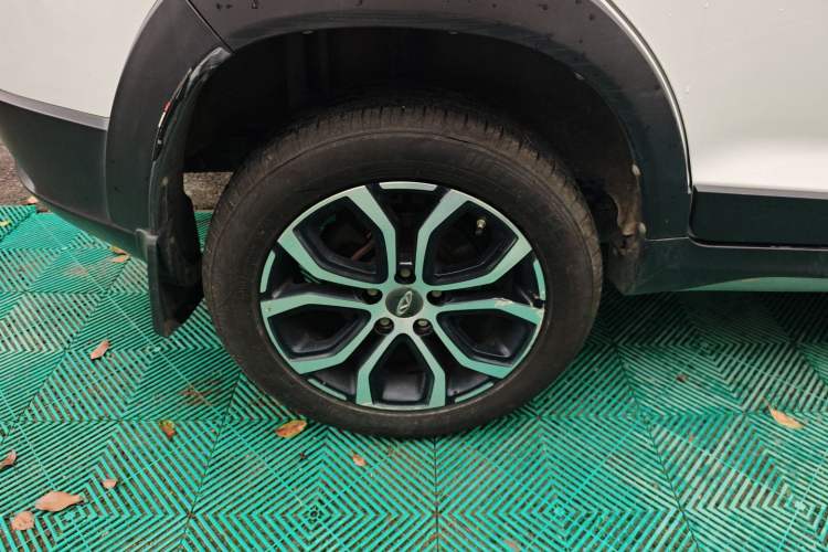 Used Chery Tiggo 3X 2018 1.5L Automatic Elite Edition Right Rear Wheel Hub