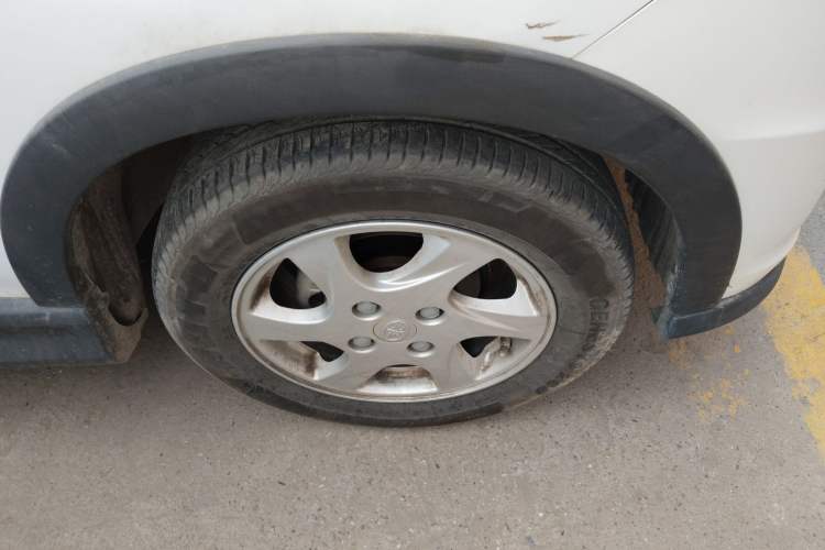 Used FAW Senya S80 2015 1.5L Manual 5-Seater Urban Edition
