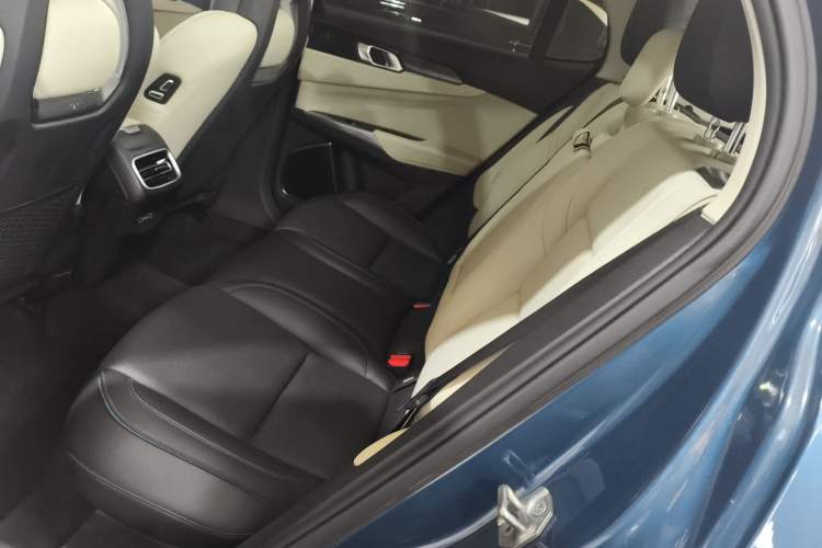 Used Lynk & Co 01 2019 2.0T Two-Wheel Drive Zhaopu Version China VI Standard