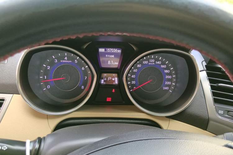 Used Hyundai Elantra (5th Generation / Langdong) 2012 1.6L Automatic Leading Model Instrument Cluster
