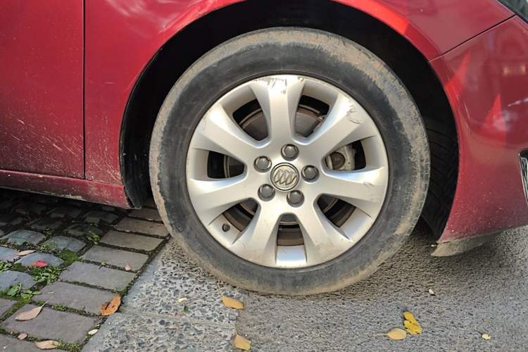 Used Buick Regal 2014 2.0L Leading Fashion Edition