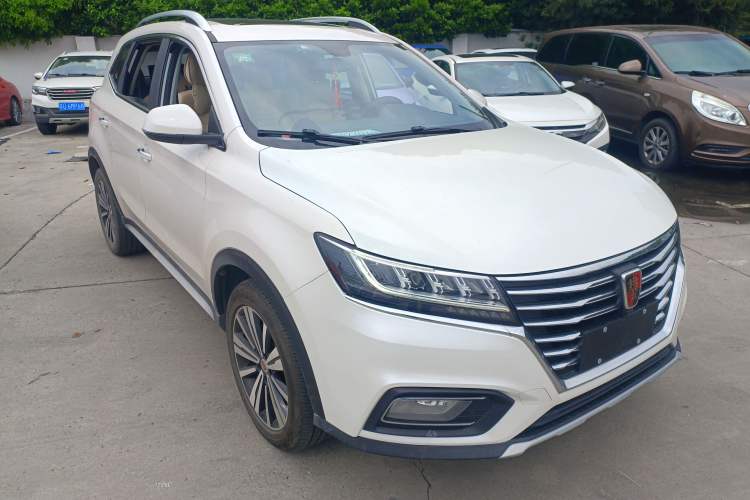 Used Roewe RX5 New Energy 2017 eRX5 50T Hybrid Connected Prestige Flagship Edition Front Right 45 Deg