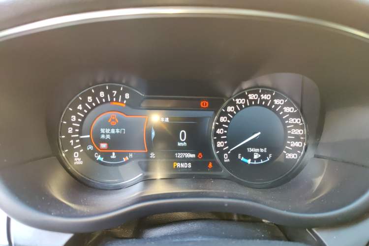 Used Lincoln MKC 2018 2.0T Two-Wheel Drive Deluxe Edition