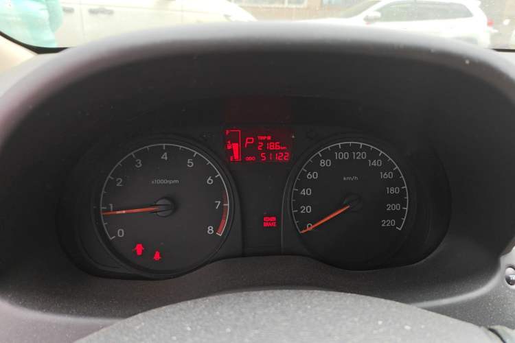 Used Hyundai Verna (older generation) 2016 1.4L Automatic Smart GLS Odometer Close Up