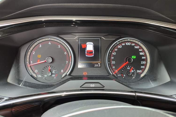 Used Volkswagen Tayron 2019 330TSI Two-Wheel-Drive Luxury Version China V Emission Standard