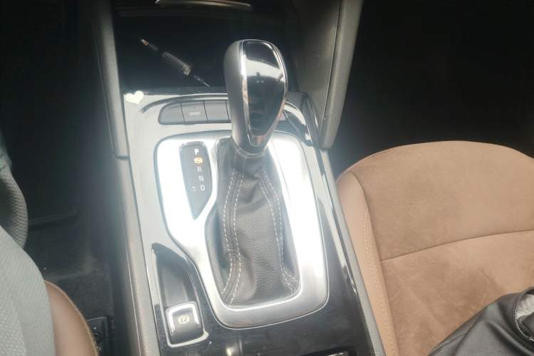 Used Buick Regal 2019 20T Elite Version China VI Standard
