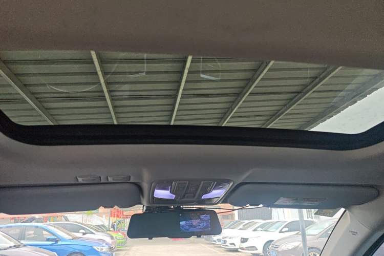 Used Haval H6 Coupe 2018 Red-Label 1.5T Automatic Two-Wheel Drive Ultra-Luxury Model Headliner