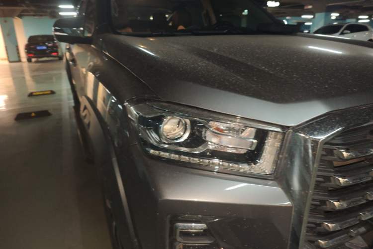 Used SAIC MAXUS T70 2022 2.0T Diesel Automatic 4x4 Australian Version Standard Cab Right Front Headlight