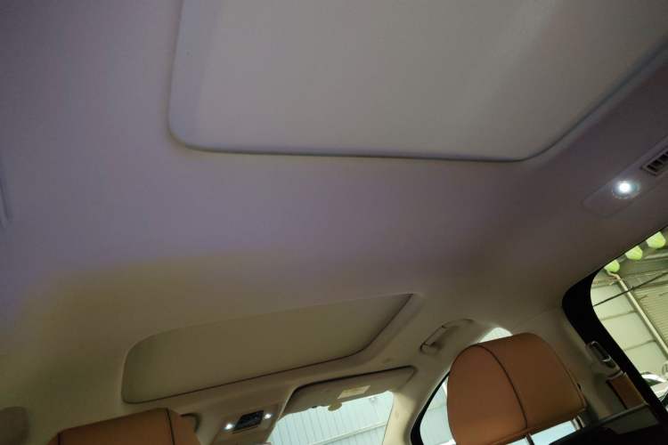 Used Denza D9 2022 DM-i 970 Four-Wheel Drive Prestige Model